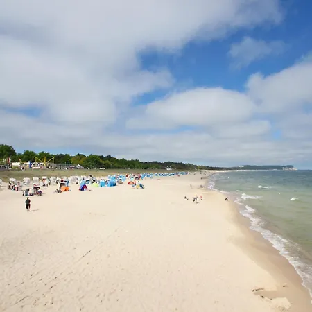 بيت للعطل Tiny Homes Nr 823 *